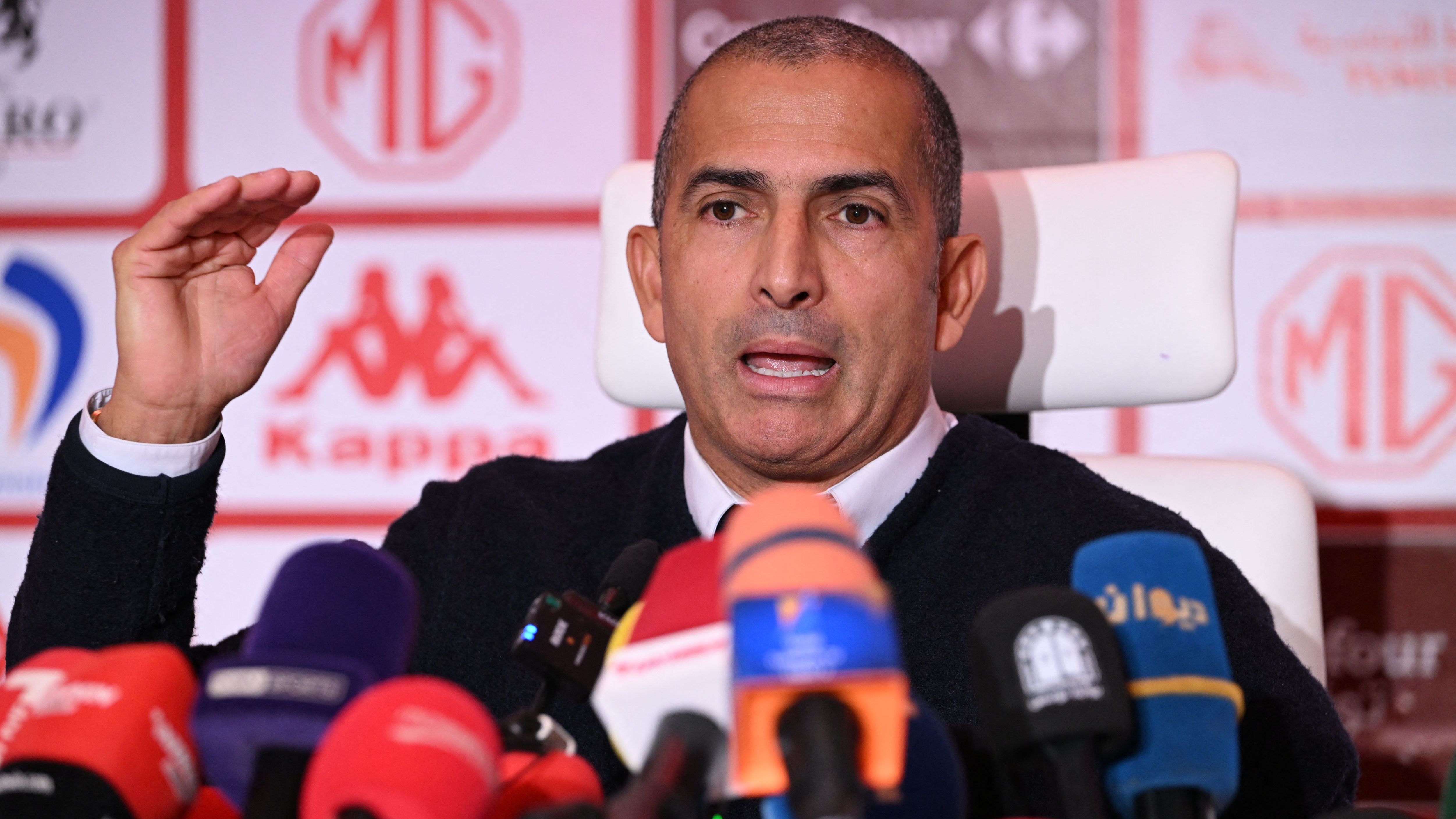 قرارات مثيرة تعزز نسور قرطاج.. 10 وجوه جديدة ومفاجآت رائعة من لموشي