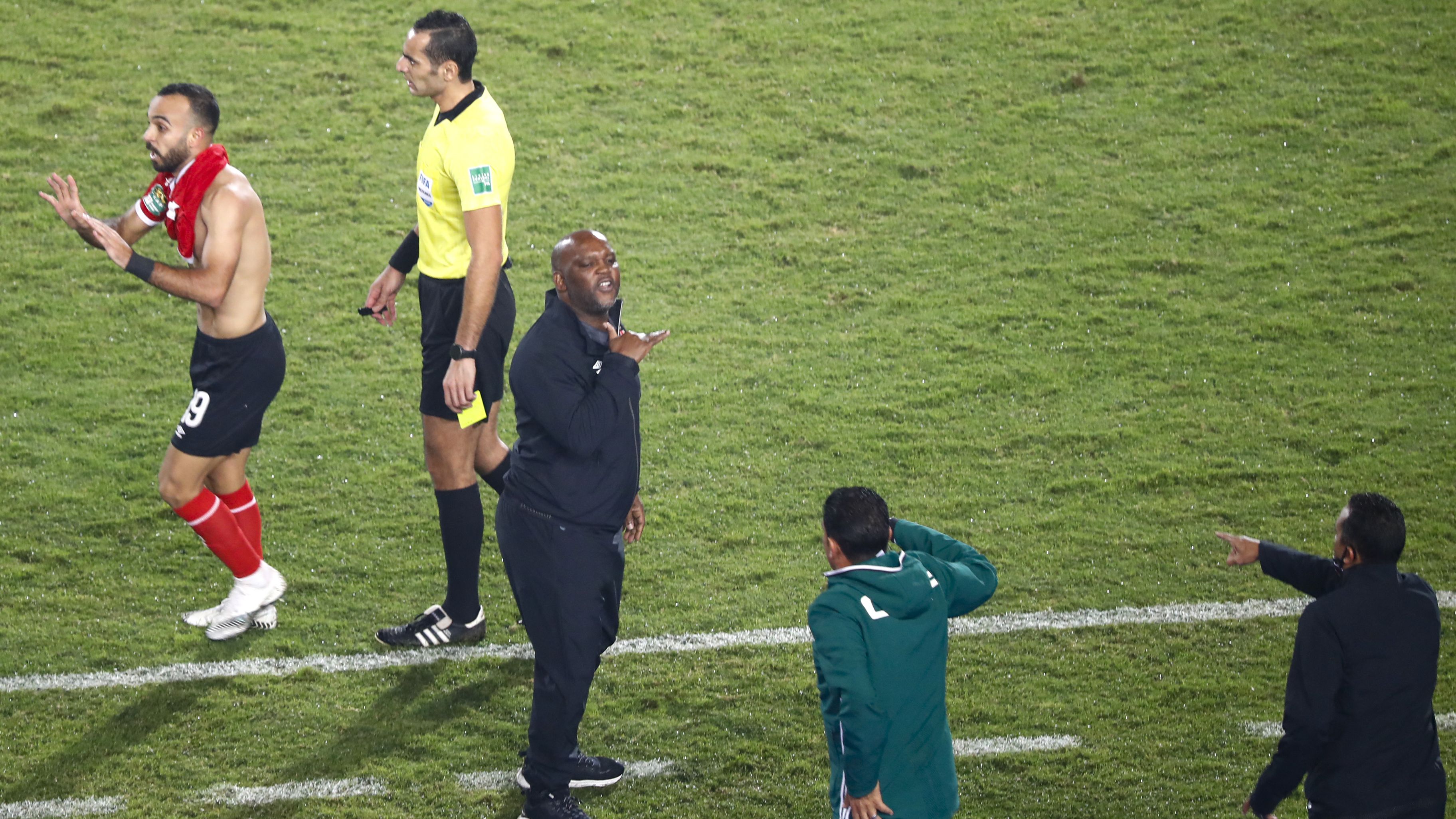 "صفقة القرن".. شباب بلوزداد يفاوض موسيماني قبل موقعة الزمالك