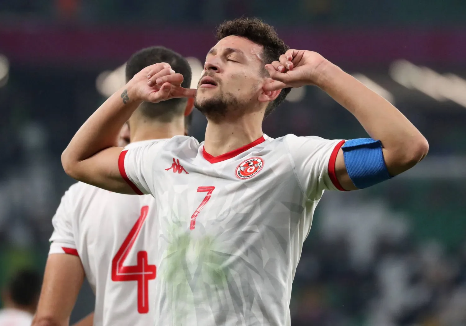 يوسف المساكني يعلن اعتزال كرة القدم رسميا.. يمر بظروف نفسية صعبة