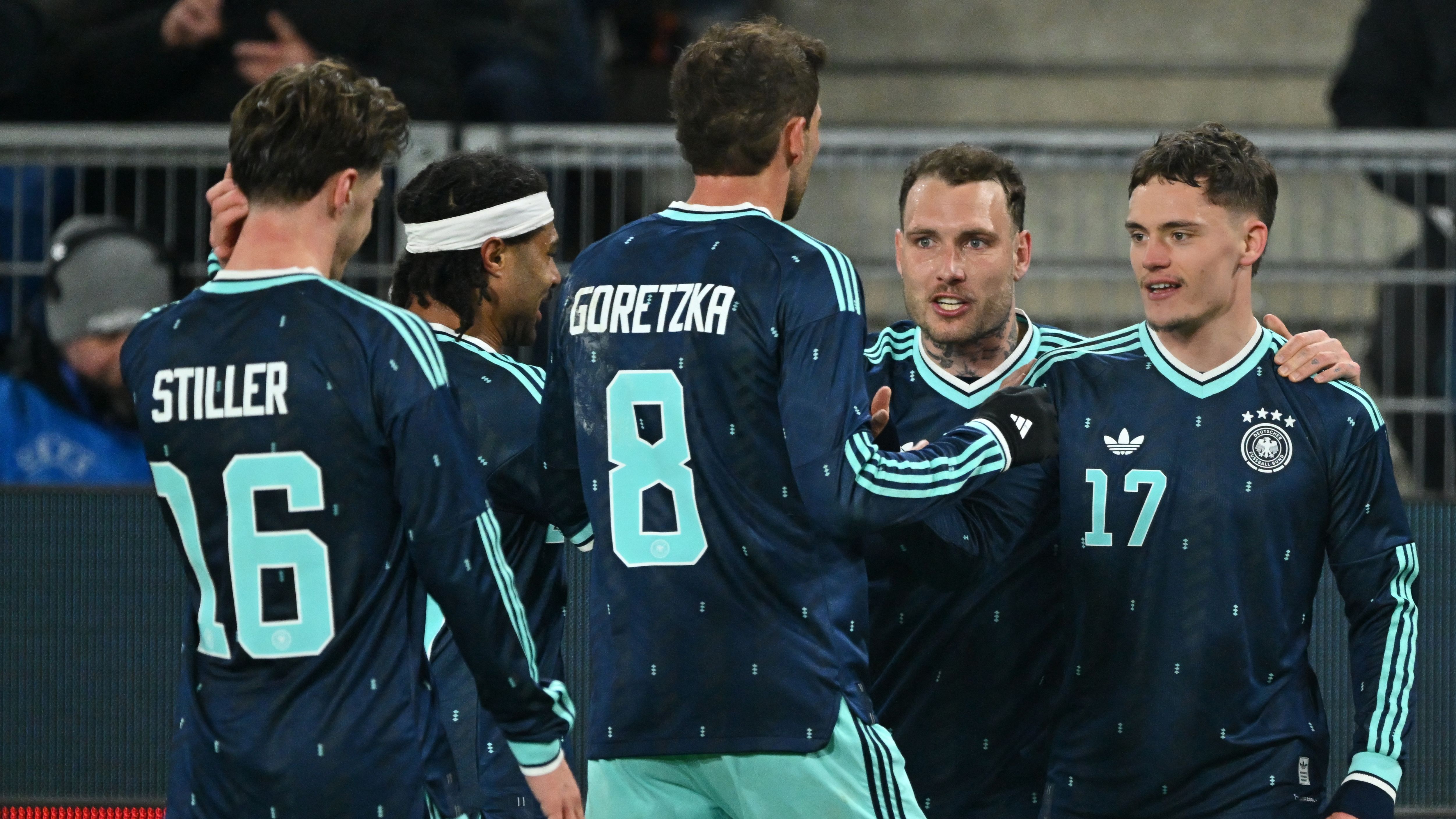 جدول مباريات اليوم الإثنين 30 مارس 2026 .. والقنوات الناقلة والمعلقين