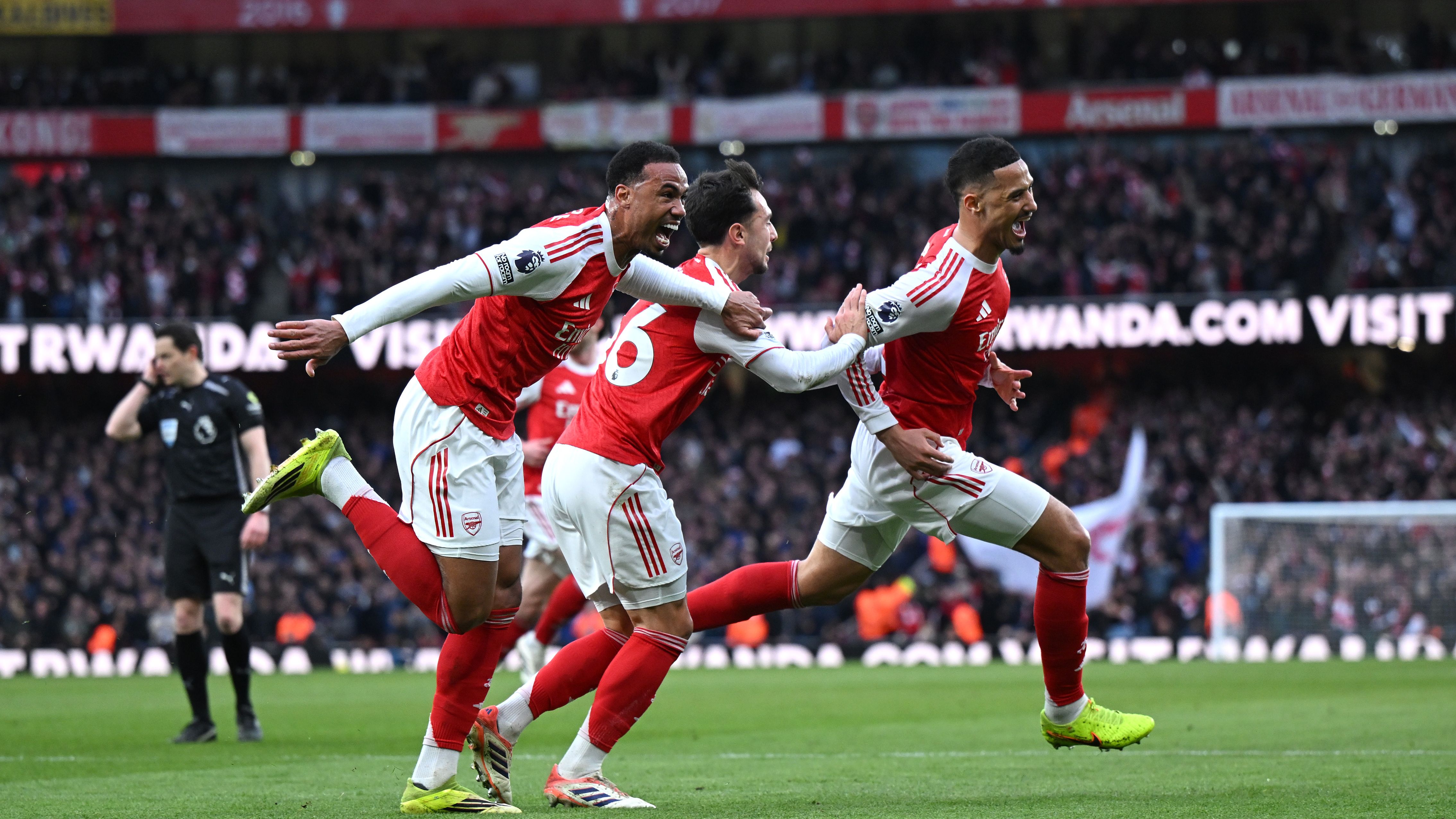 مارتن زوبيميندي يتحدث بإيجابية عن مستقبله مع آرسنال